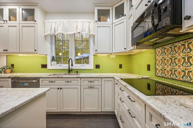 11 Balsam Circle, Shelton, CT 06484