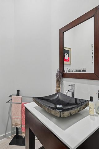 1106 E 27th Street, Houston, TX 77009