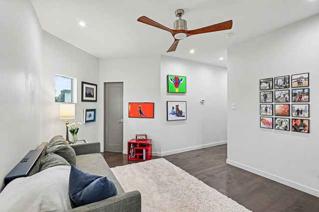 1106 E 27th Street, Houston, TX 77009