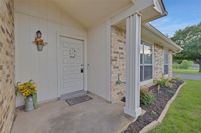 7357 Channel View Drive, Fort Worth, TX 76133