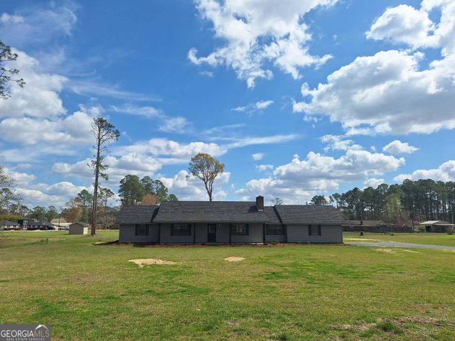 249 Satilla Church Road, Baxley, GA 31513