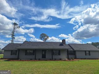 249 Satilla Church Road, Baxley, GA 31513