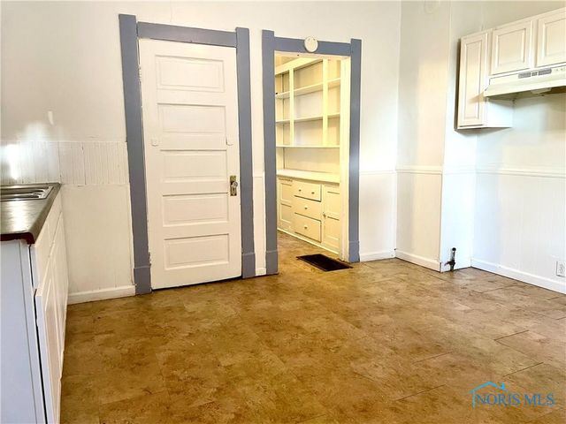 1133 N Blum Street, Toledo, OH 43607