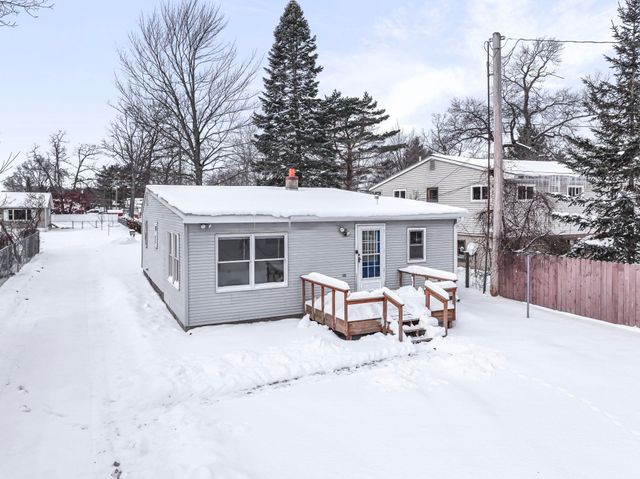 1229 Santo Street, Traverse City, MI 49686