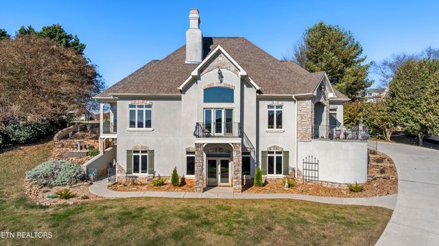 230 Big Water Drive, Vonore, TN 37885