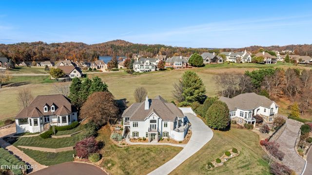 230 Big Water Drive, Vonore, TN 37885