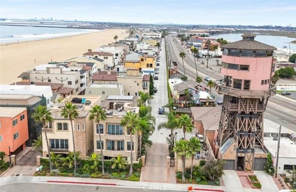 58 B Surfside, Surfside, CA 90743