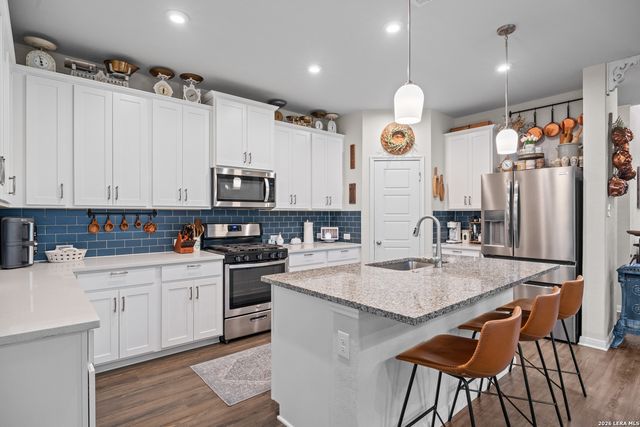 2040 Market, Schertz, TX 78154