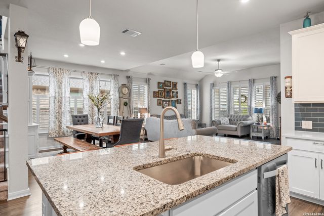 2040 Market, Schertz, TX 78154