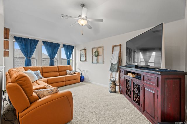 2040 Market, Schertz, TX 78154