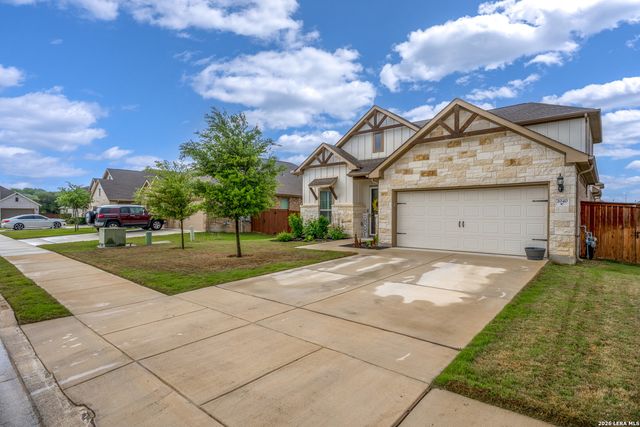 2040 Market, Schertz, TX 78154