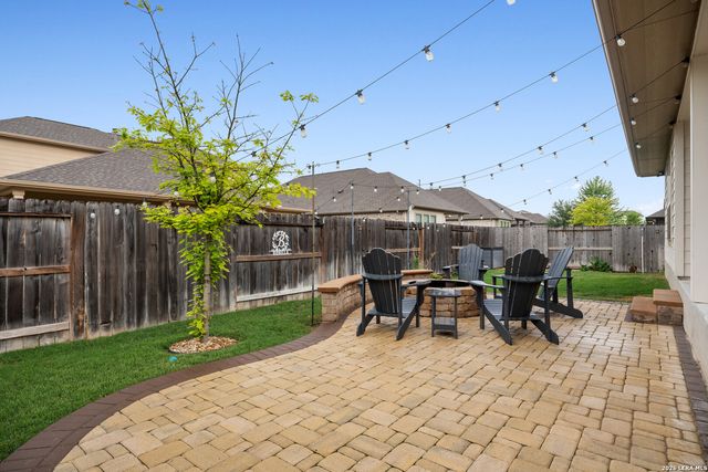 2040 Market, Schertz, TX 78154
