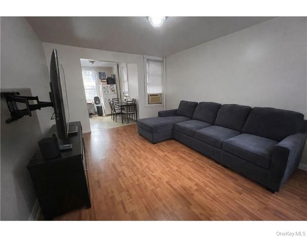 862 Woodward Avenue, Ridgewood, NY 11385