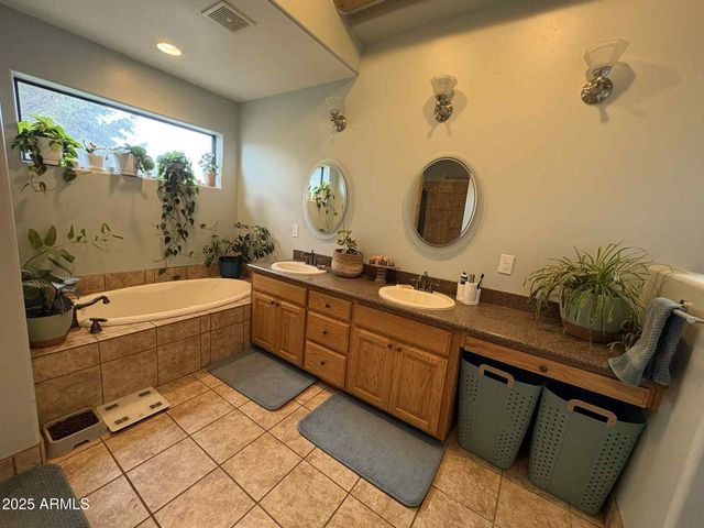 61 N3062 --, Vernon, AZ 85940