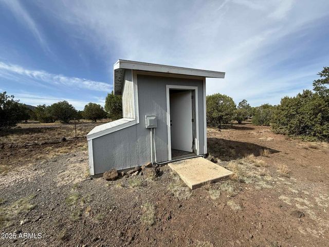 61 N3062 --, Vernon, AZ 85940