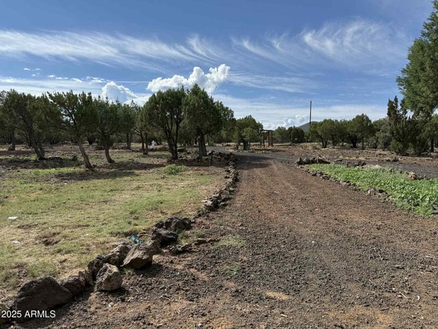 61 N3062 --, Vernon, AZ 85940