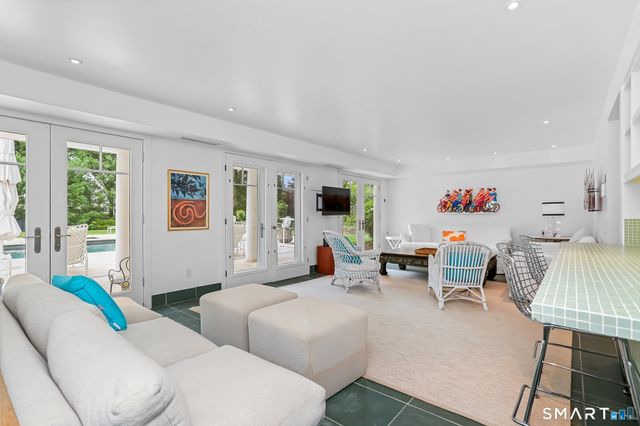 2 Bluewater Hill South, Westport, CT 06880