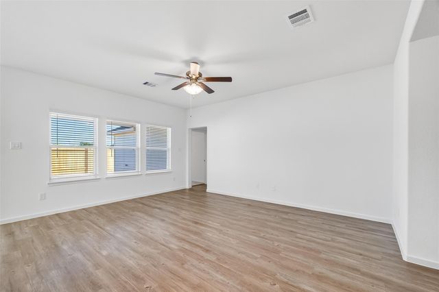 2118 Spring Hollow Dr Drive, Baytown, TX 77521