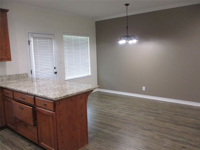 148 Mill Street, Emory, TX 75440