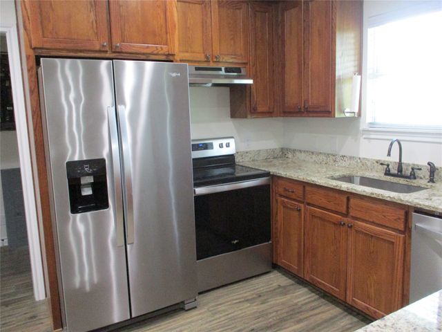 148 Mill Street, Emory, TX 75440