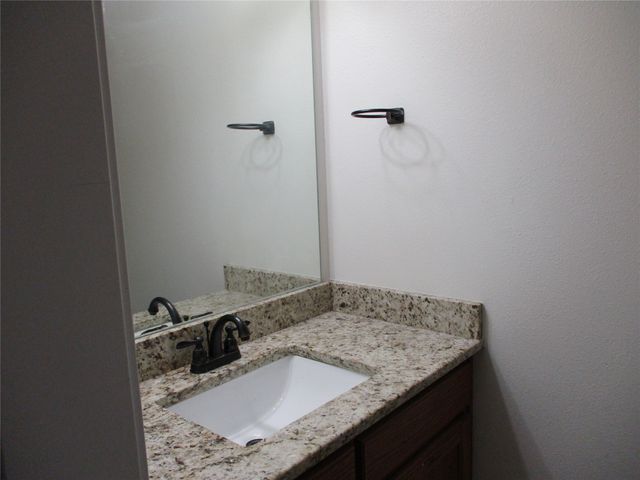 148 Mill Street, Emory, TX 75440