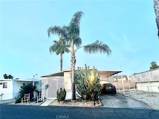 332 N LYON AVENUE 32, Hemet, CA 92543