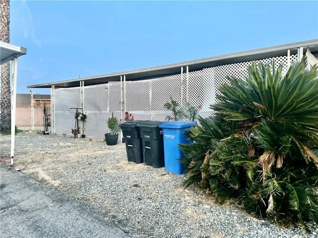 332 N LYON AVENUE 32, Hemet, CA 92543