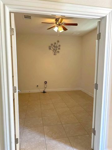 4237 Privacy Hedge ST, Leander, TX 78641