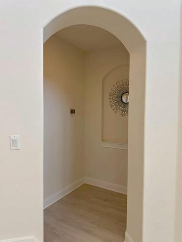 4237 Privacy Hedge ST, Leander, TX 78641