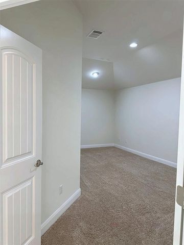 4237 Privacy Hedge ST, Leander, TX 78641