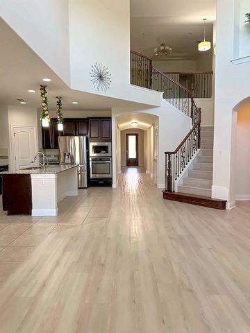 4237 Privacy Hedge ST, Leander, TX 78641