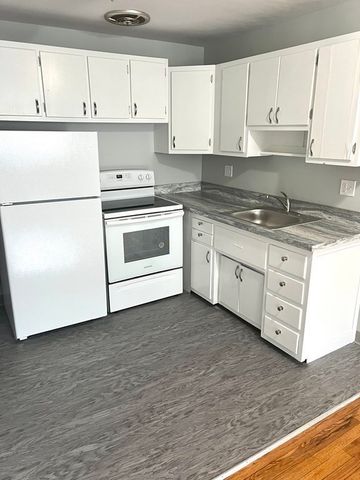 39 Carey Ave 7, Watertown, MA 02472