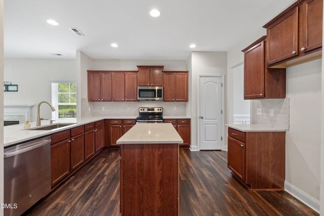 3433 Grosbeak Way, Raleigh, NC 27616