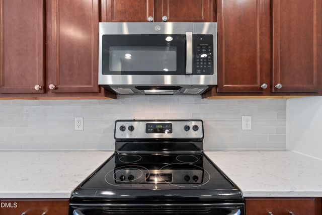 3433 Grosbeak Way, Raleigh, NC 27616