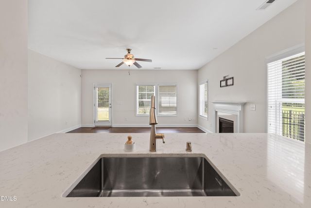 3433 Grosbeak Way, Raleigh, NC 27616
