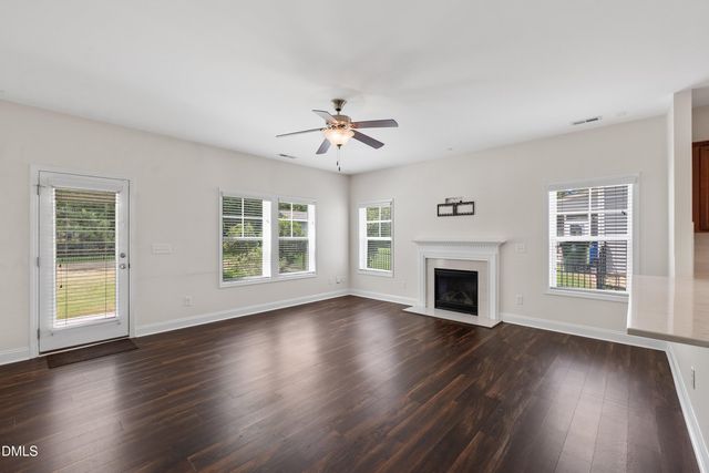 3433 Grosbeak Way, Raleigh, NC 27616