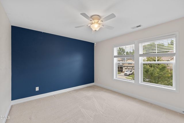 3433 Grosbeak Way, Raleigh, NC 27616