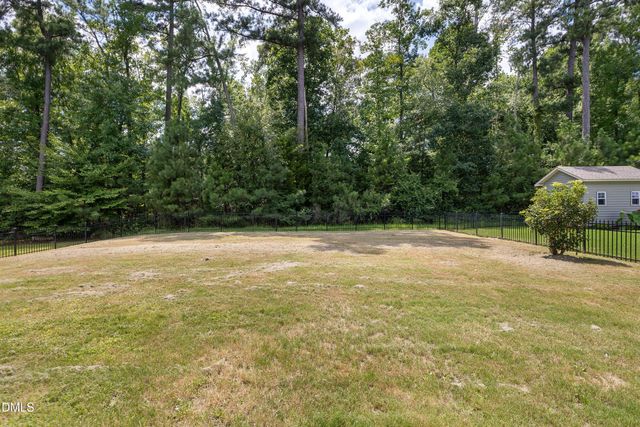 3433 Grosbeak Way, Raleigh, NC 27616