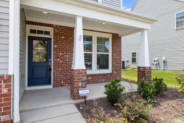 3433 Grosbeak Way, Raleigh, NC 27616