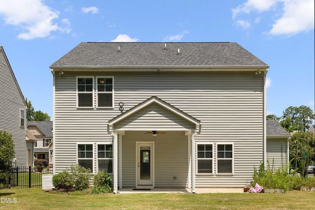 3433 Grosbeak Way, Raleigh, NC 27616