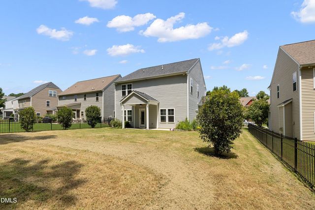 3433 Grosbeak Way, Raleigh, NC 27616