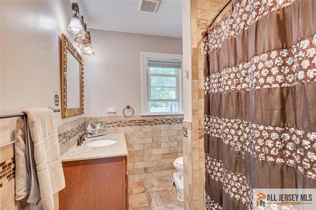 228 Norris Avenue, Metuchen, NJ 08840