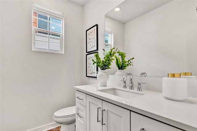 1070 N Anaheim Boulevard 1, Anaheim, CA 92801