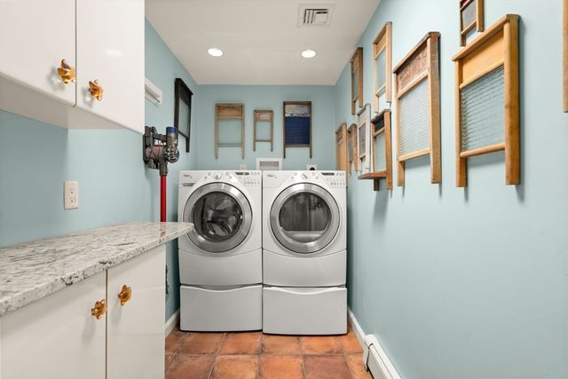 176 Paulson Rd, Newton, MA 02468