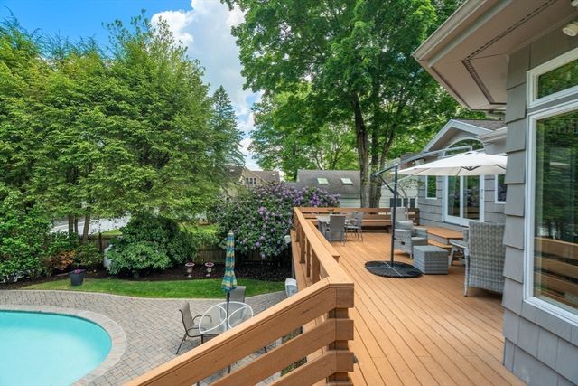 176 Paulson Rd, Newton, MA 02468