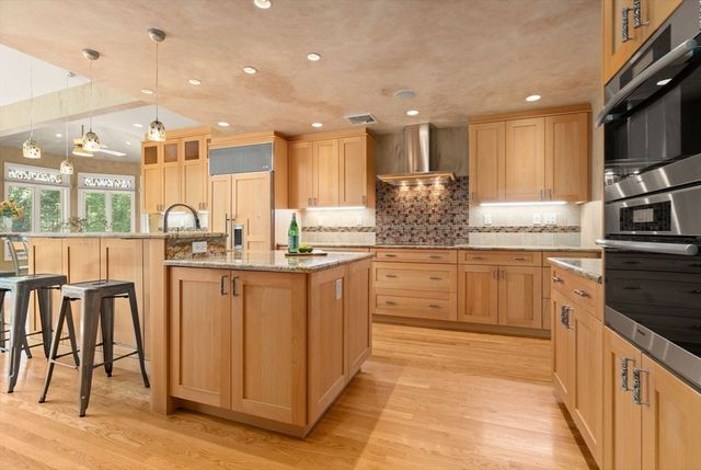 176 Paulson Rd, Newton, MA 02468