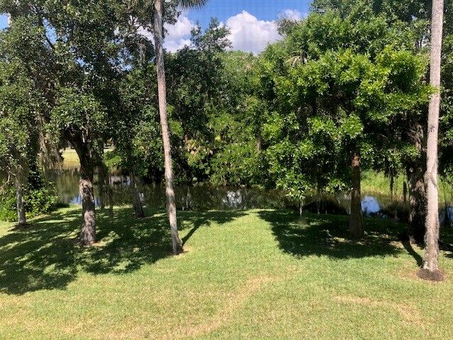 1 Vista Gardens Trail 202, Vero Beach, FL 32962