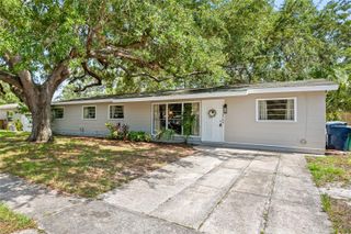 4704 W WYOMING AVENUE, Tampa, FL 33616