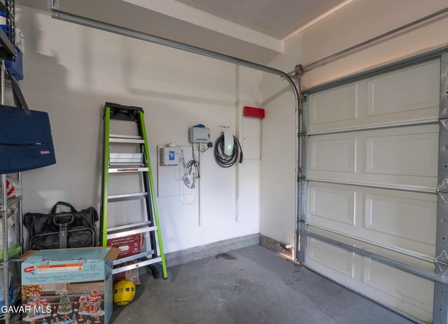 10997 Cedarhurst Way, Riverside, CA 92501