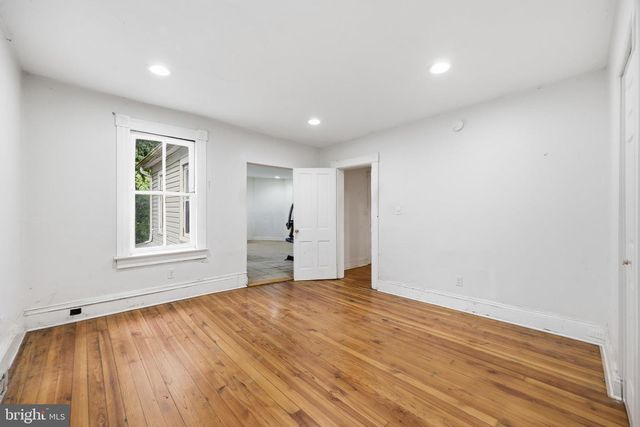323 E POTOMAC ST, Brunswick, MD 21716
